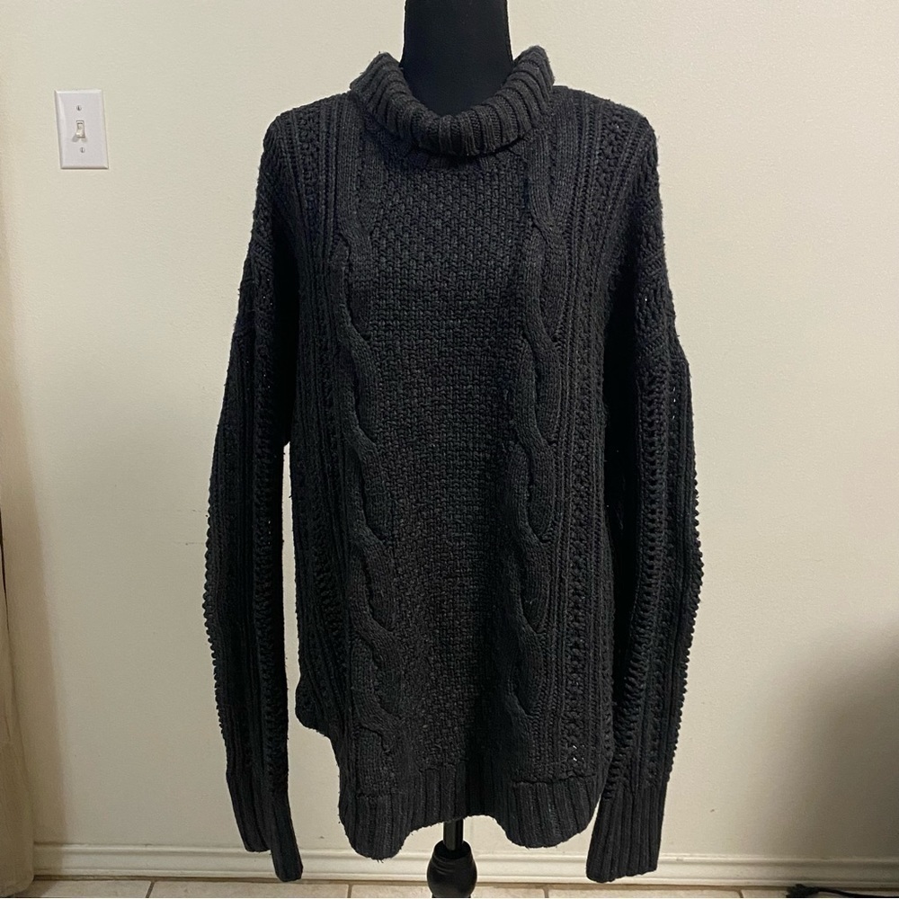 Victoria’s Secret Wool Blend Oversized Cable knit Sweater Size XL